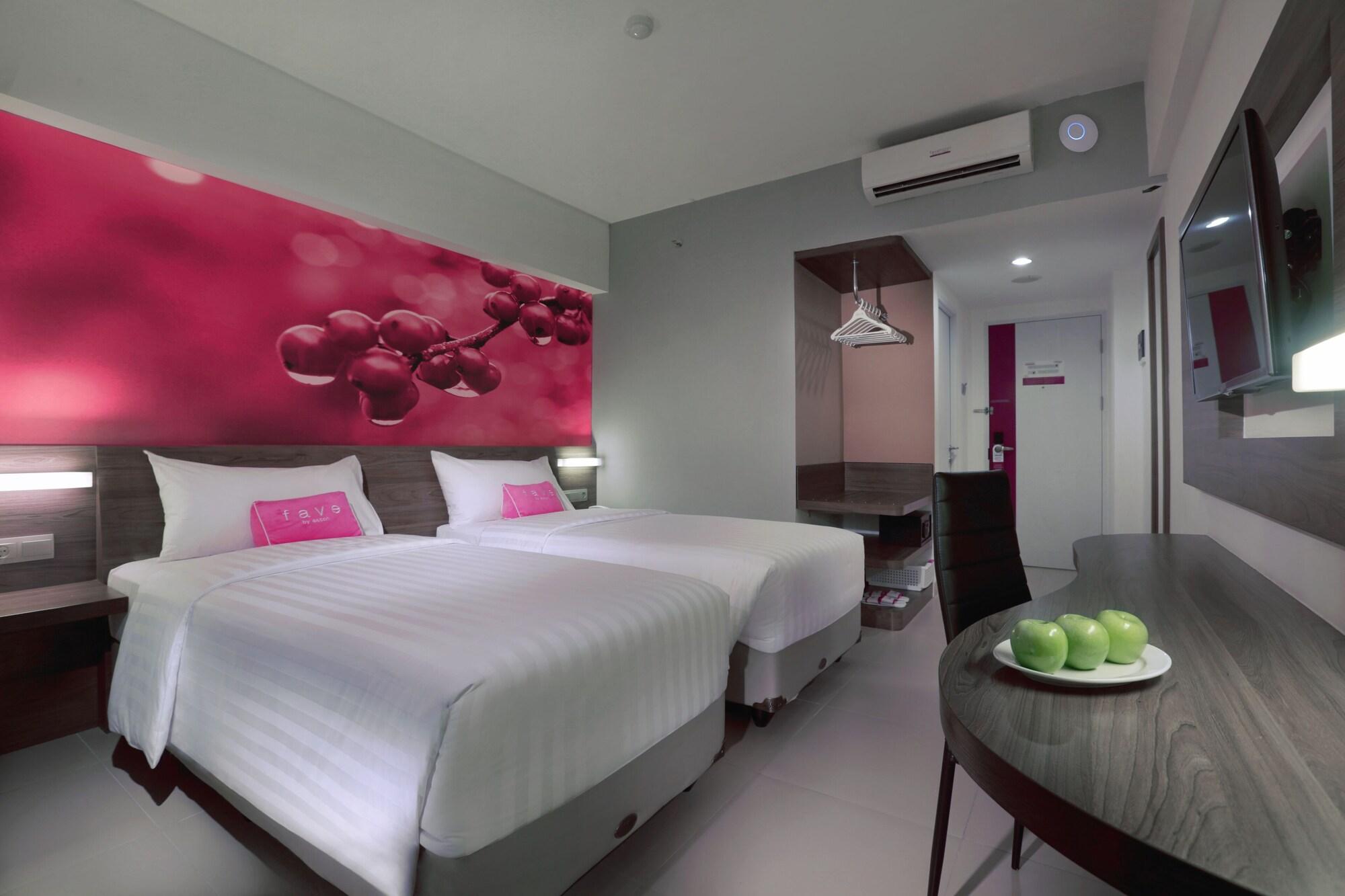 Hotel Favehotel Ahmad Yani