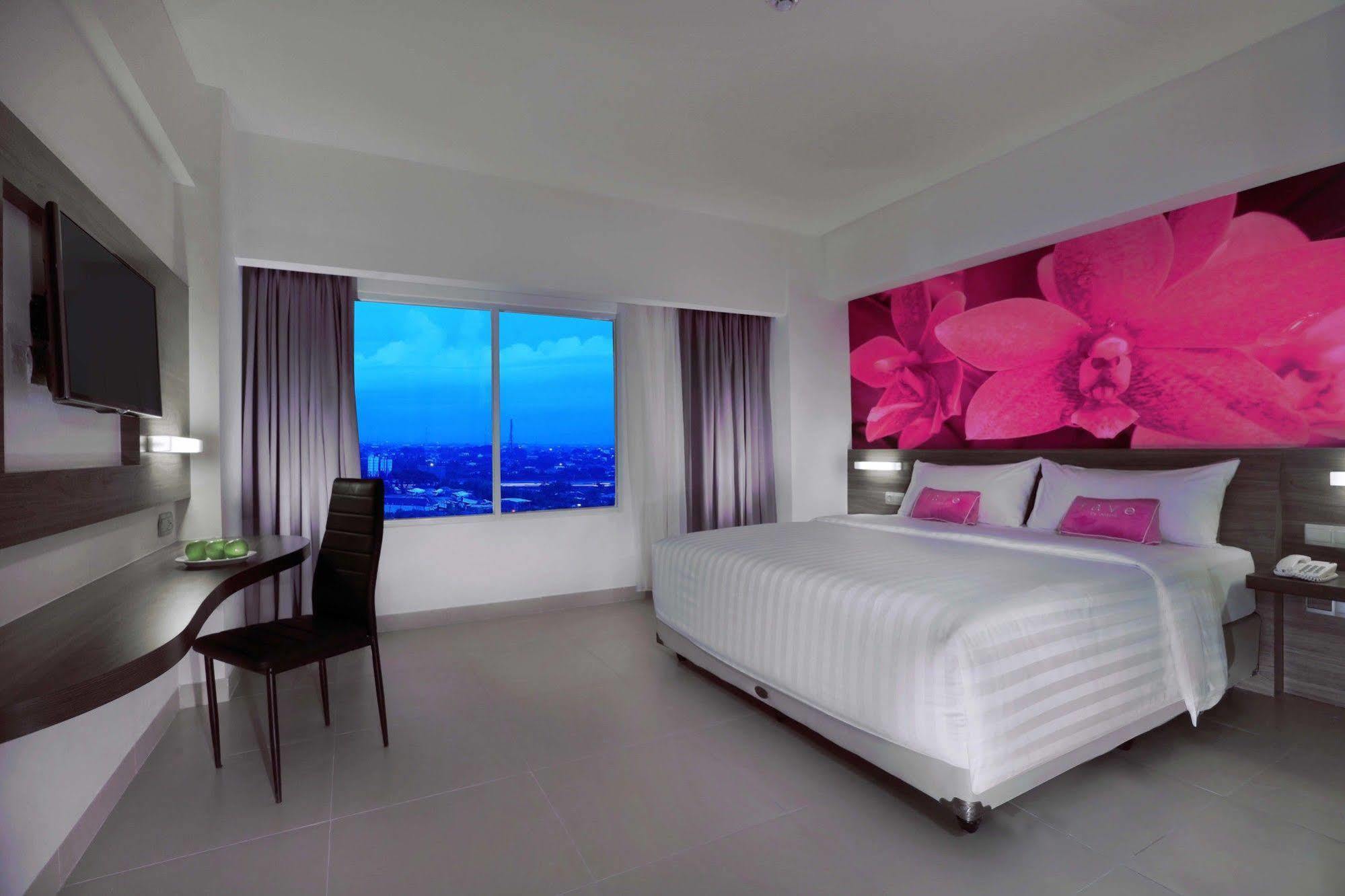 Hotel Favehotel Ahmad Yani